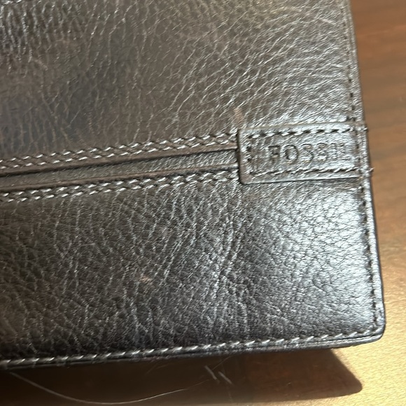 Fossil Leather Bifold Brown Leather Men’s Wallet - Picture 13 of 13